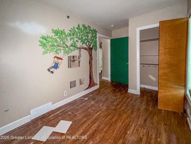 3 bed Cape Cod next to wonderful Scott Woods Park. Handicapped - photo 21