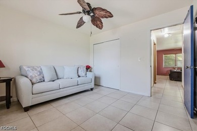 **LOCATION, LOCATION, LOCATION!** Perfectly positioned in the - photo 23