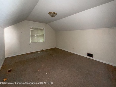 3 bed Cape Cod next to wonderful Scott Woods Park. Handicapped - photo 23