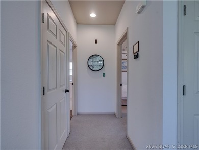 Experience resort-style living in this spacious 1 bed, 1 bath - photo 27