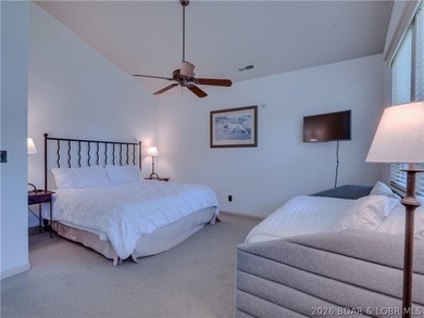 Experience resort-style living in this spacious 1 bed, 1 bath - photo 30