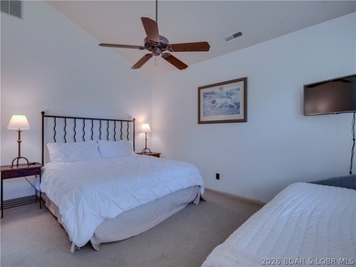 Experience resort-style living in this spacious 1 bed, 1 bath - photo 31