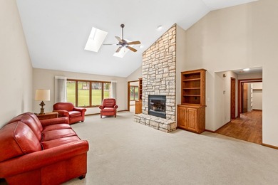 Original-owner ranch on a spacious lot in the Orchards of - photo 6