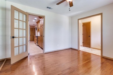 What a great location! Walk to Costco, Pappas Steakhouse or