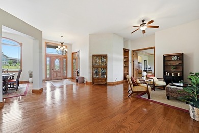 Enjoy easy one-level living in this beautifully crafted home - photo 12