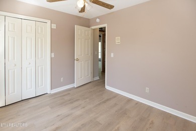 Enjoy breathtaking mountain views from all primary living areas - photo 13