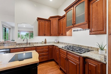 Enjoy easy one-level living in this beautifully crafted home - photo 15