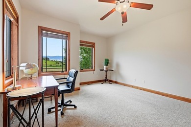 Enjoy easy one-level living in this beautifully crafted home - photo 20