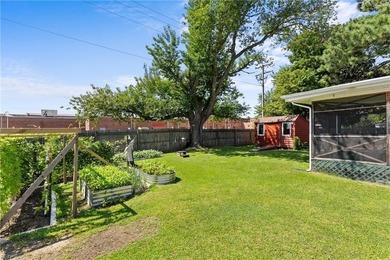 Charming bungalow with raised garden beds awaits! This - photo 21
