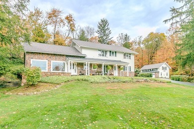 (private lake, pond, creek) Home For Sale in Chesterland Ohio