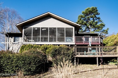 Enjoy breathtaking mountain views from all primary living areas - photo 22