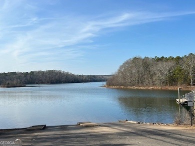 Now Available- 2.44 acres private fronting Lake Russell in gated - photo 3