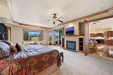 Enjoy easy one-level living in this beautifully crafted home - photo 24