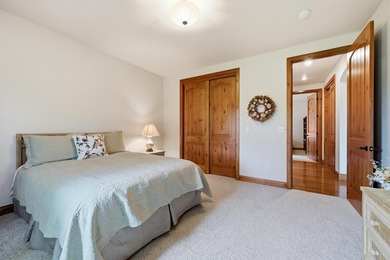 Enjoy easy one-level living in this beautifully crafted home - photo 32