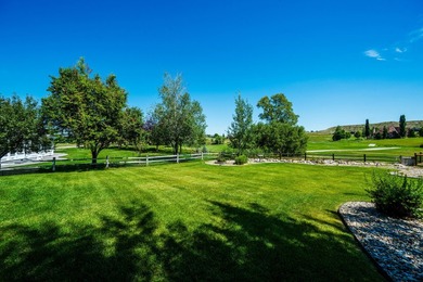 Enjoy easy one-level living in this beautifully crafted home - photo 39