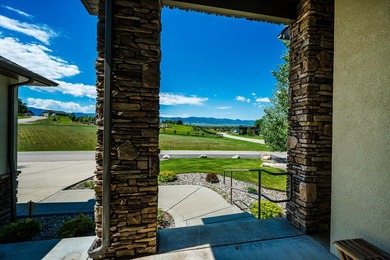 Enjoy easy one-level living in this beautifully crafted home - photo 44