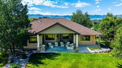 Enjoy easy one-level living in this beautifully crafted home - photo 46