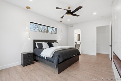 Welcome to your new modern retreat in Porto Cima. This stunning - photo 12