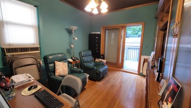 Located in the exclusive and prestigious neighborhood of - photo 15