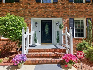 Welcome to this updated, meticulously maintained, move-in ready - photo 5