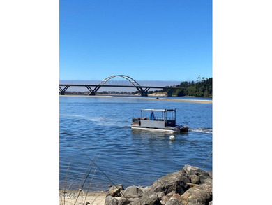 Unobstructed water view C-2 retail/ commercial- zoned. /mixed - photo 20