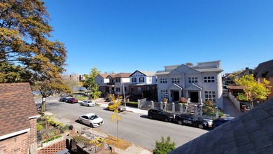 Located in the exclusive and prestigious neighborhood of - photo 30