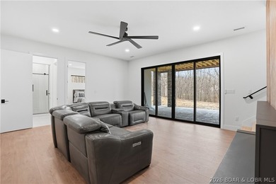 Welcome to your new modern retreat in Porto Cima. This stunning - photo 37
