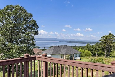 Move-In Ready Home with Stunning River & Lake Views Wake up - photo 40