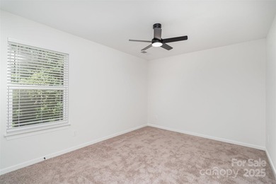 SELLER OFFERING $10K TOWARDS A 2/1 RATE BUYDOWN WITH ACCEPTABLE - photo 16