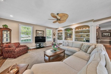 Stunning Lakefront Contemporary  Designed for comfortable - photo 19