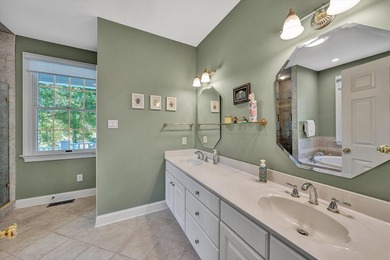 Stunning Lakefront Contemporary  Designed for comfortable - photo 31