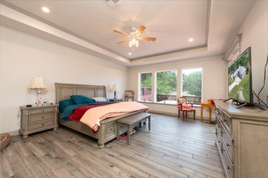 DISCOVER CASUAL, ELEGANT LAKE LIVING WITH THIS BEAUTIFULLY - photo 13