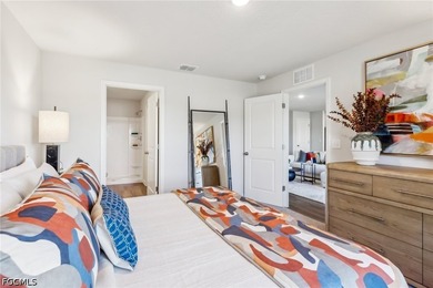 Welcome to our Prescott floor plan. The thoughtfully designed - photo 14