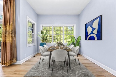 Welcome to 11 Belvedere Court, Manhasset, located within the - photo 14