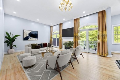 Welcome to 11 Belvedere Court, Manhasset, located within the - photo 17