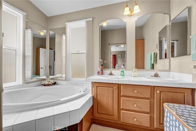 One of the nicest 55+ mobile home parks in the area! Live 4 - photo 17