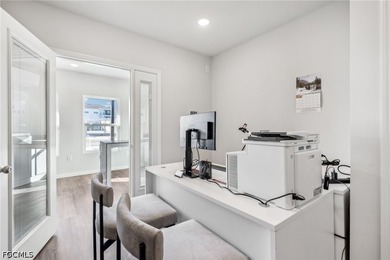 Welcome to our Prescott floor plan. The thoughtfully designed - photo 25