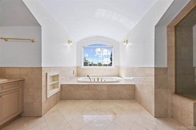 Welcome to 11 Belvedere Court, Manhasset, located within the - photo 29