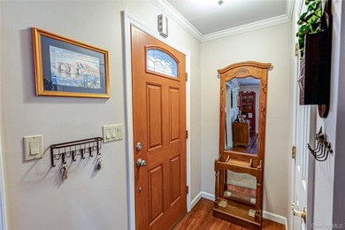 Meticulously maintained with pride of ownership, this sun - photo 3