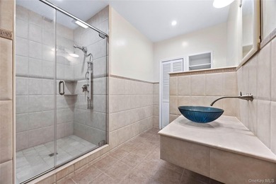 Welcome to 11 Belvedere Court, Manhasset, located within the - photo 36