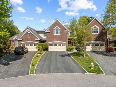 Welcome to 11 Belvedere Court, Manhasset, located within the - photo 40