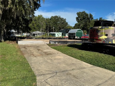 Weeki Wachee River Lot For Sale in Weeki Wachee Florida