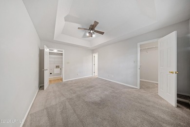 Welcome to 20 Cedar Crest Circle! A well-maintained single-story - photo 11