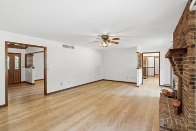 Sprawling CUSTOM-BUILT BRICK AND CEDAR RANCH with over 2,400 sq - photo 11