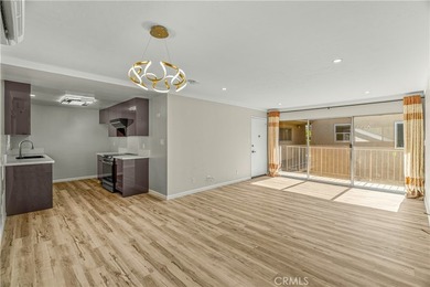 LOCATION! Remodeled Downtown Long Beach condo with 2 BEDROOMS - photo 12