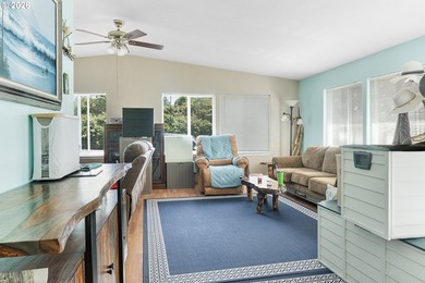 Enjoy spacious, comfortable living in this well-maintained - photo 12