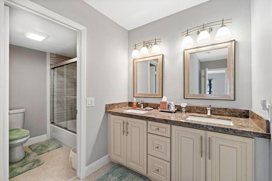 Completely renovated, light-filled second-floor condo offering - photo 15