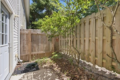 In the heart of Destin. Neighborhood Pool. Almost 1400 sqft - photo 17