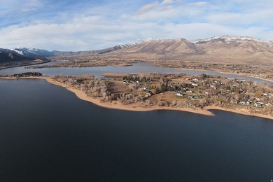 Extraordinary Lakeside Legacy Estate on Cemetery Point Peninsula - photo 21
