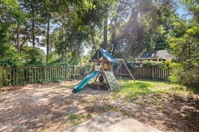 Welcome to 20 Cedar Crest Circle! A well-maintained single-story - photo 25